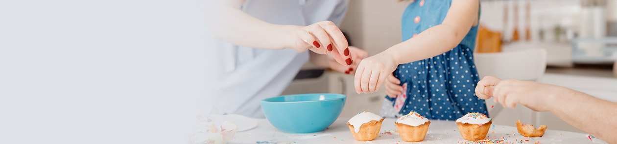 /content/dam/cultura-one/2024/loisirs_creatifs/BAN_patisserie_famille.jpg