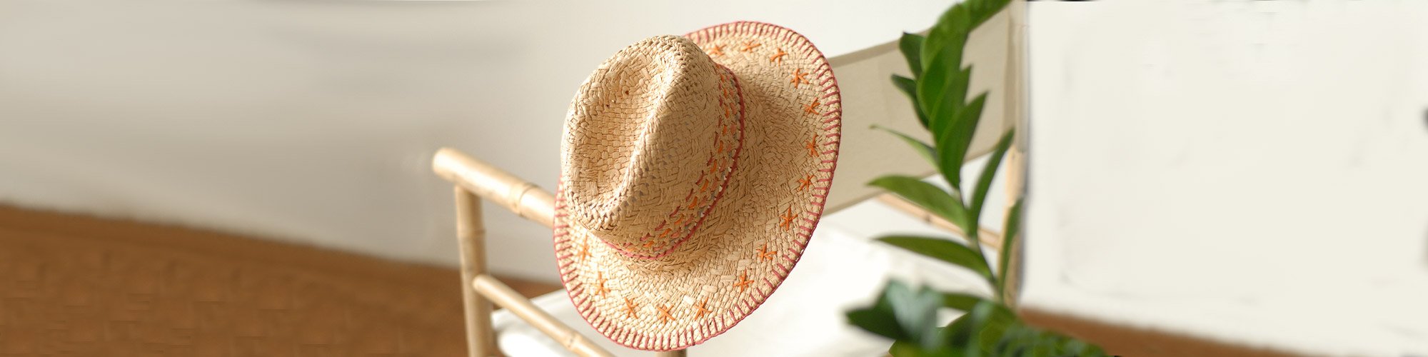 Chapeau brodé