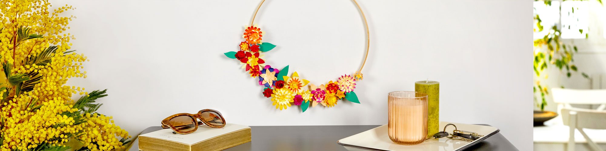 Couronne de fleurs en papier​