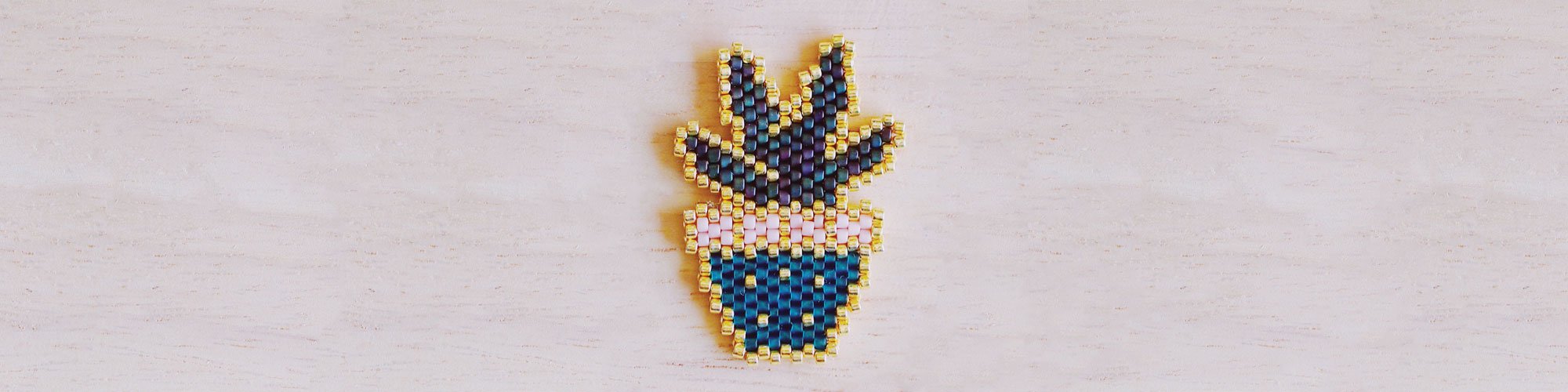 Broche succulente en perles toho