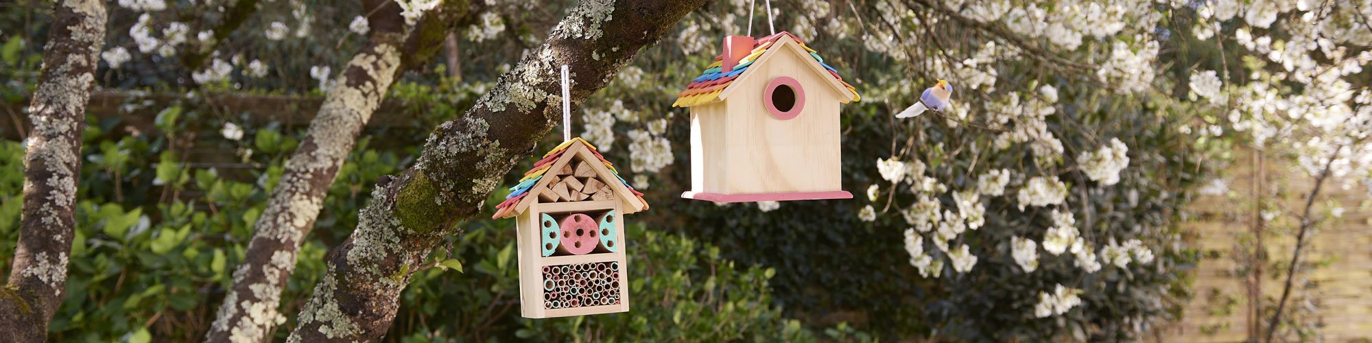 Tuto nichoir et hôtel à insectes arc-en-ciel​