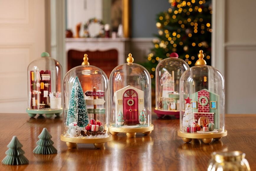 Inspiration déco de Noël sous cloche en verre