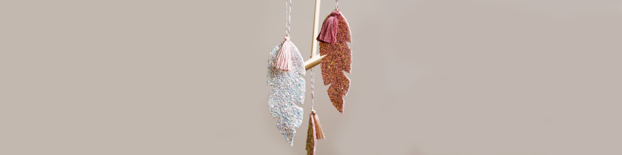Tuto suspensions plumes pailletées 