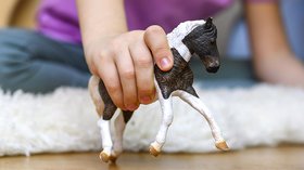 Figurines