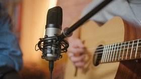 Microphone