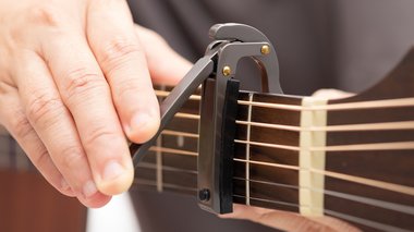 10 accessoires pour guitare à adopter