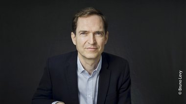 Interview : Fabrice Humbert présente son roman De l’autre côté de la vie