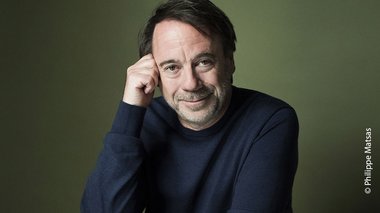Interview : Michel Bussi présente son roman Les Ombres du monde