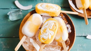 Bâtonnets de glaces mangue coco