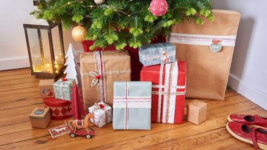 Tuto emballage cadeau avec rubans