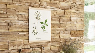 Broderie pour cuisine : aromates avec DMC