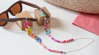 Chaîne de lunettes en perles