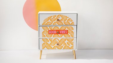 Tuto customiser un meuble de stickers