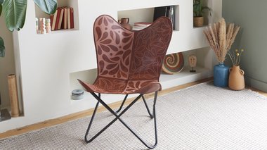 Tuto customisation de fauteuil avec de la peinture sur cuir avec Pébéo