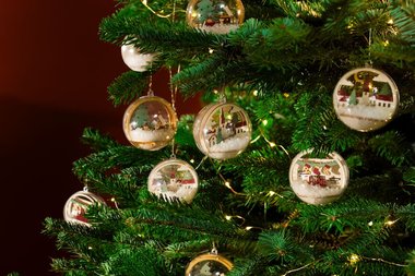 Inspiration boule de Noël transparente  décor à assembler 