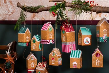 Tuto : comment fabriquer un calendrier de l'Avent village de Noël en papier