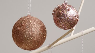 Tuto boules de Noël pailletées 