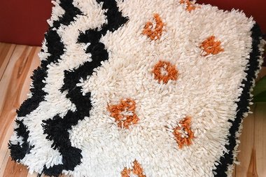 Coussin en points noués 