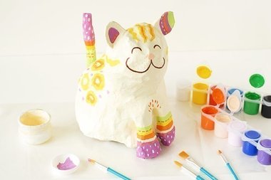 Chat en papier mâché  