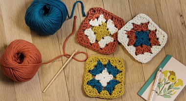 /content/dam/cultura-one/plongeoir/SMT_ACTU_crochet_granny_squares.jpg