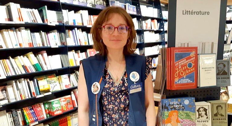 /content/dam/cultura-one/2022/livre/SMT_ACTU_cc_libraire_isabelle.jpg