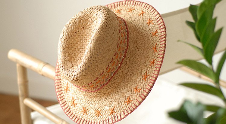 /content/dam/cultura-one/2025/loisirs_creatifs/TUTO_CMS_broderie-chapeau.jpg
