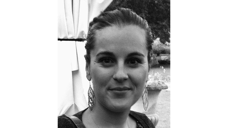 /content/dam/cultura-one/actualités/NAV_SMT_ITW-Isabel-Vitorino-20-ans-twilight.jpg