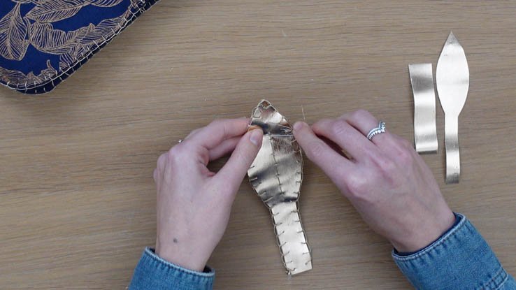 /content/dam/cultura-one/how-to/mercerie/couture-sans-machine-feutrine/TUTO_CMS_Couture-sans-machine sac_7.jpg