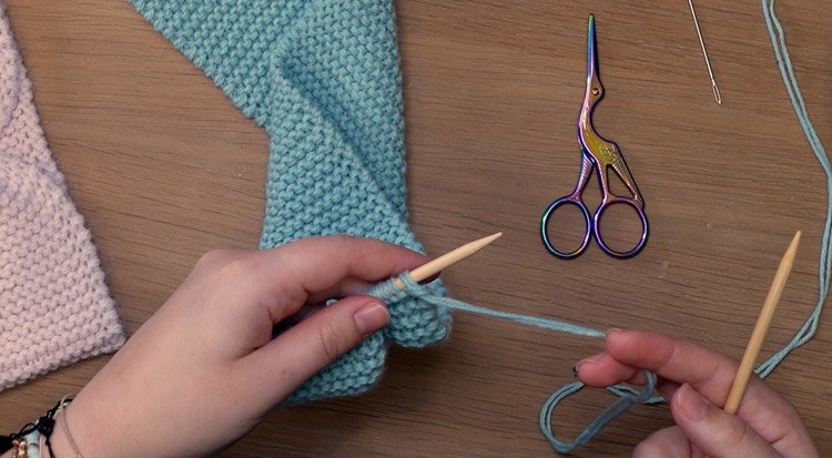 /content/dam/cultura-one/how-to/mercerie/headband/TUTO_CMS_Headband-1.jpg