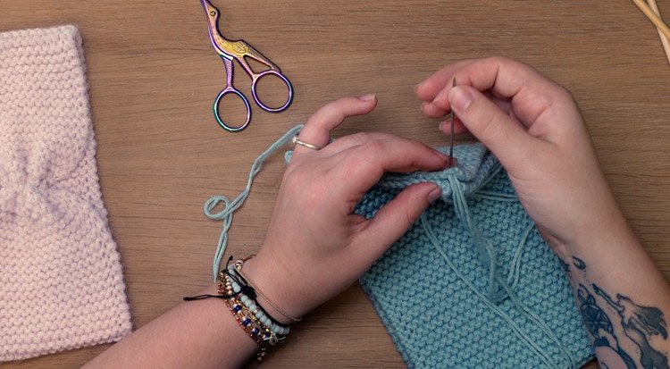 /content/dam/cultura-one/how-to/mercerie/headband/TUTO_CMS_Headband-3.jpg