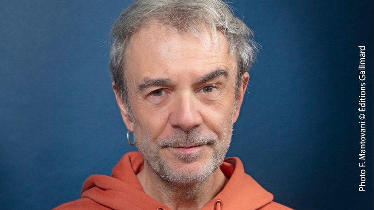 /content/dam/cultura-one/interview/NAV_SMT-ITW-Fabrice-Caro.jpg