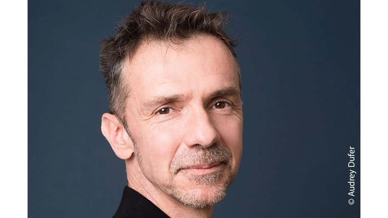 /content/dam/cultura-one/interview/NAV_SMT-ITW-Franck-Thilliez.jpg
