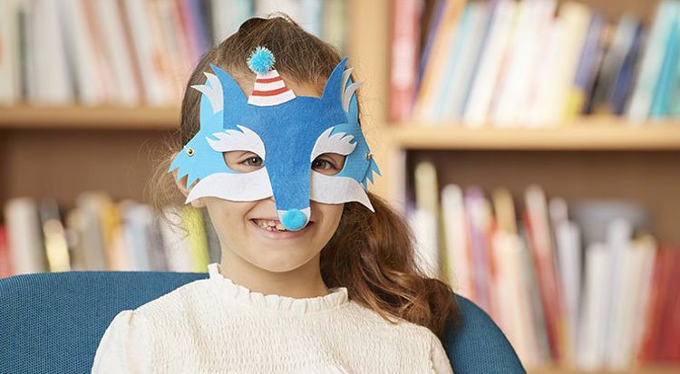 /content/dam/cultura-one/les-guides/carnaval/fabriquer-masque-carnaval/TUTO_CMS_masque_carnaval_9.jpg