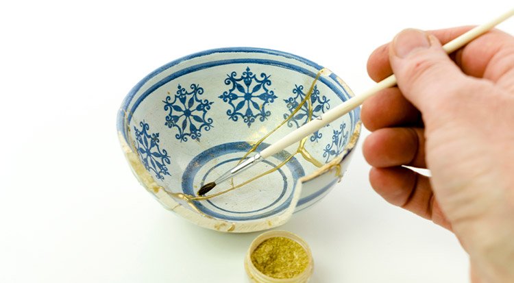 /content/dam/cultura-one/les-guides/comment-faire-du-kintsugi/TUTO_CMS_kintsugi_3.jpg