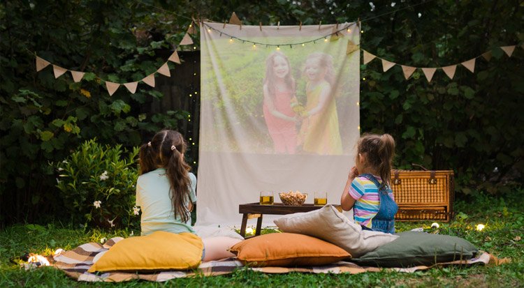 /content/dam/cultura-one/les-guides/fêtes-et-évènements/TUTO_CMS_Garden-party-cinema.jpg