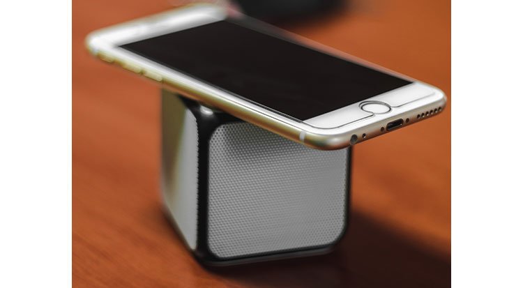 /content/dam/cultura-one/les-guides/musique/choisir-son-enceinte-bluetooth/TUTO_CMS_enceinte_bluetooth_2.jpg