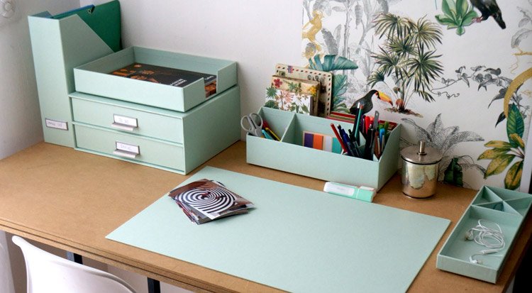 /content/dam/cultura-one/les-guides/rentree-des-classes/comment-amenager-son-bureau/TUTO_CMS_Amenagement-bureau-deco.jpg