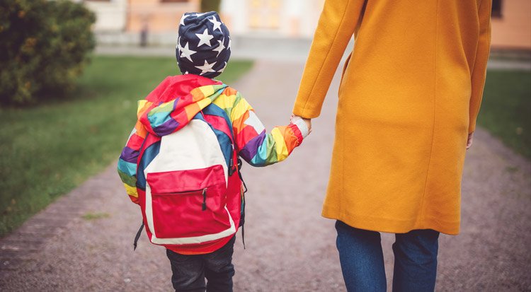 /content/dam/cultura-one/les-guides/rentree-des-classes/comment-choisir-un-cartable-ce1-ce2/TUTO_CMS_cartable_ce.jpg