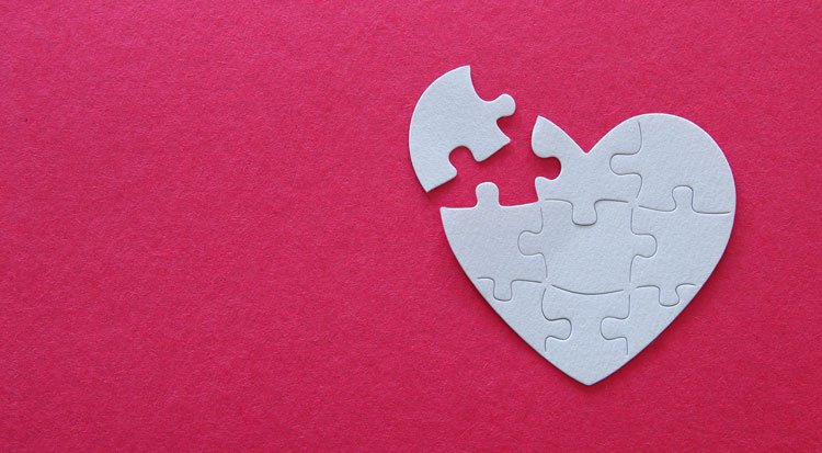 /content/dam/cultura-one/les-guides/saint-valentin/comment-faire-carte-saint-valentin-/TUTO_CMS_carte_stvalentin_1.jpg