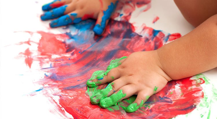 Quelles Activites Manuelles Pour Un Bebe De 1 An