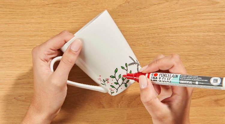 /content/dam/cultura-one/les-tutos/2021/noël/tasse/TUTO_CMS_tasse_4.jpg