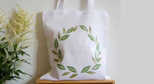 /content/dam/cultura-one/les-tutos/2021/peinture-tote-bag/TUTO_CMS_Totebag.jpg