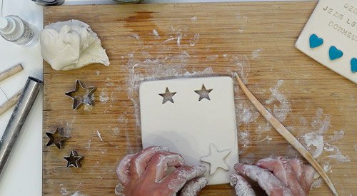 /content/dam/cultura-one/les-tutos/2021/plaque-décorative/TUTO_CMS_plaque6.jpg