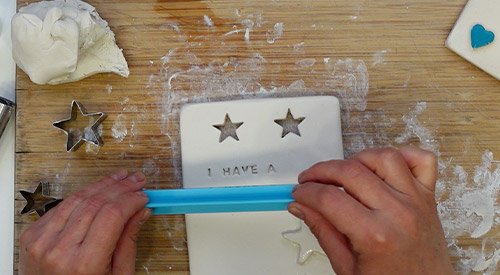 /content/dam/cultura-one/les-tutos/2021/plaque-décorative/TUTO_CMS_plaque7.jpg