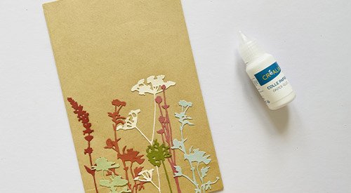 /content/dam/cultura-one/les-tutos/2021/pochette-cadeau-herbier---garden-party/TUTO_CMS_giftbag2.jpg