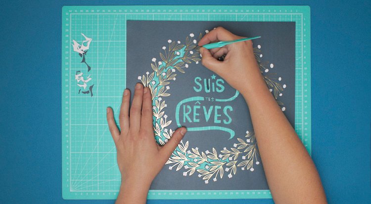 /content/dam/cultura-one/les-tutos/2022/cadre-lumineux/TUTO_CMS_crea-papier-hiver3.jpg
