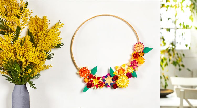 /content/dam/cultura-one/les-tutos/2022/fete-des-meres/couronne-de-fleurs/TUTO_CMS_couronne_fleurs.jpg