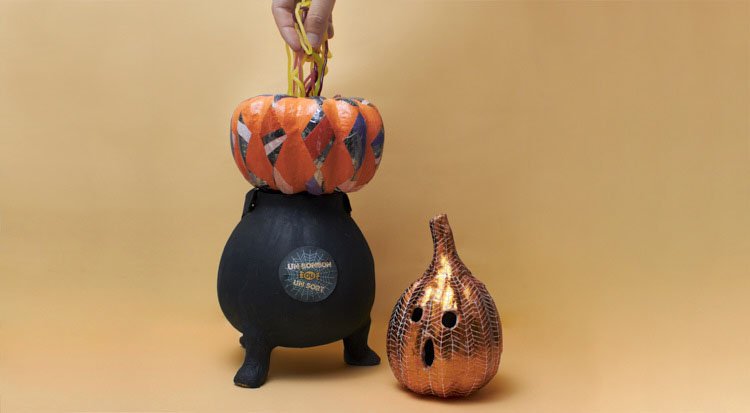 /content/dam/cultura-one/les-tutos/2022/halloween/bonbonniere-citrouilles-en-papier-mache/TUTO_CMS_bonbonniere_papier_mache_8.jpg