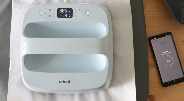 /content/dam/cultura-one/les-tutos/2022/live-cricut/tote-bag/TUTO_CMS_Totebag_6.jpg