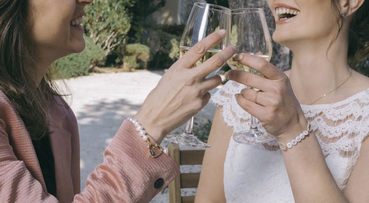 /content/dam/cultura-one/les-tutos/2022/mariage/bracelet-nacré-mariage-nature/TUTO_CMS_bracelet_nacre_4.jpg